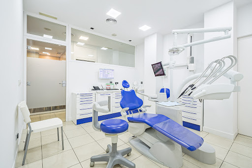 Clínica Dental Sanitas Aljarafe en Bormujos